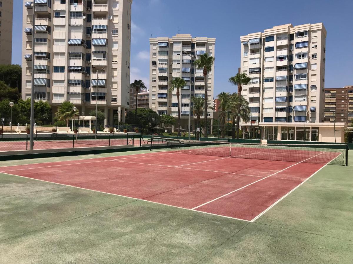 Playa Dos Avenidas Alicante Exterior photo
