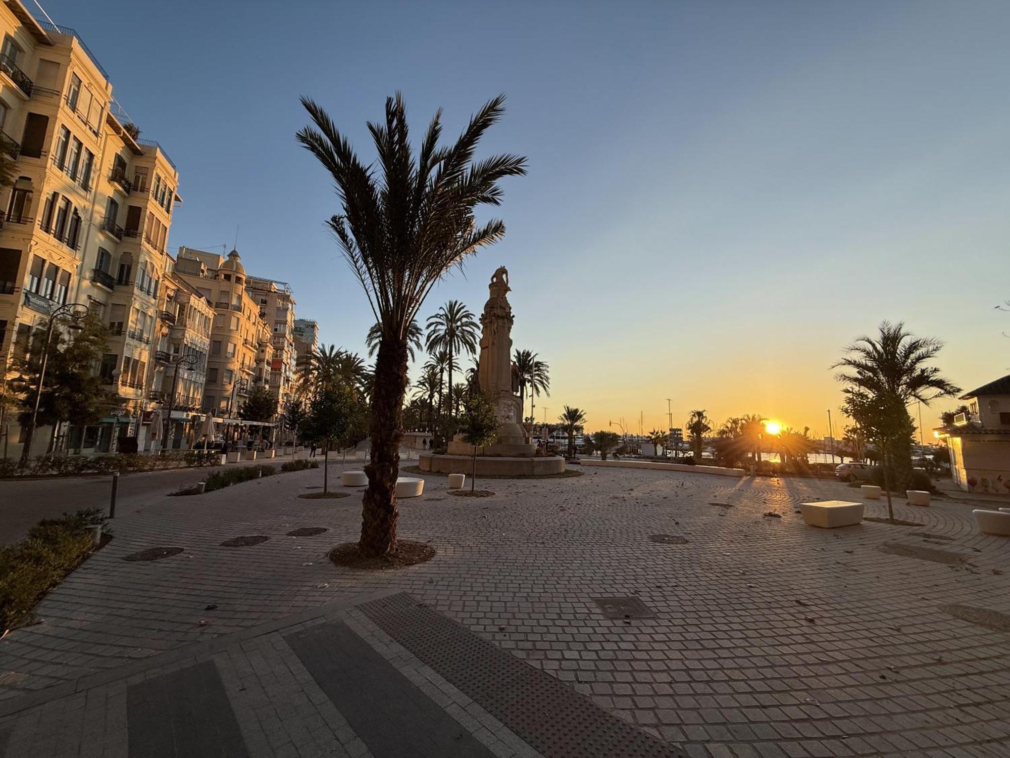 Playa Dos Avenidas Alicante Exterior photo